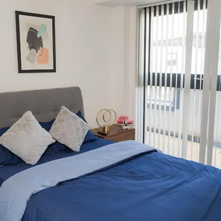 Quadrant Quarter - B1 Centre *